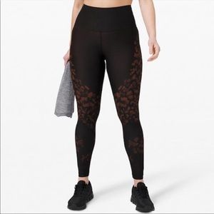 Lululemon Mapped Out HR Tight 28" Camo Cheetah. NWT!